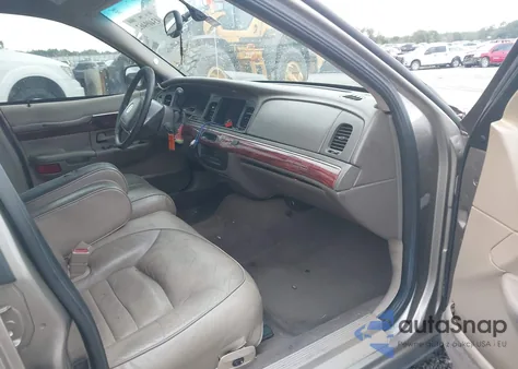 2001 Mercury Grand Marquis Ls z USA, uszkodzony, nr VIN 2MEFM75W71X671848